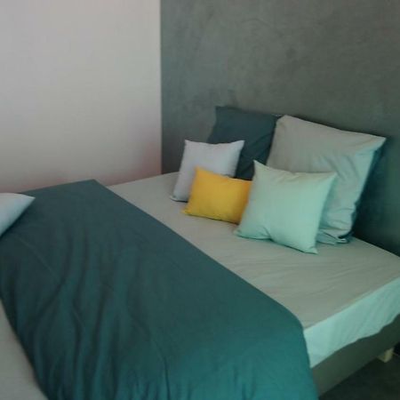 Agreable Appartement Proche Gare Либурн Экстерьер фото